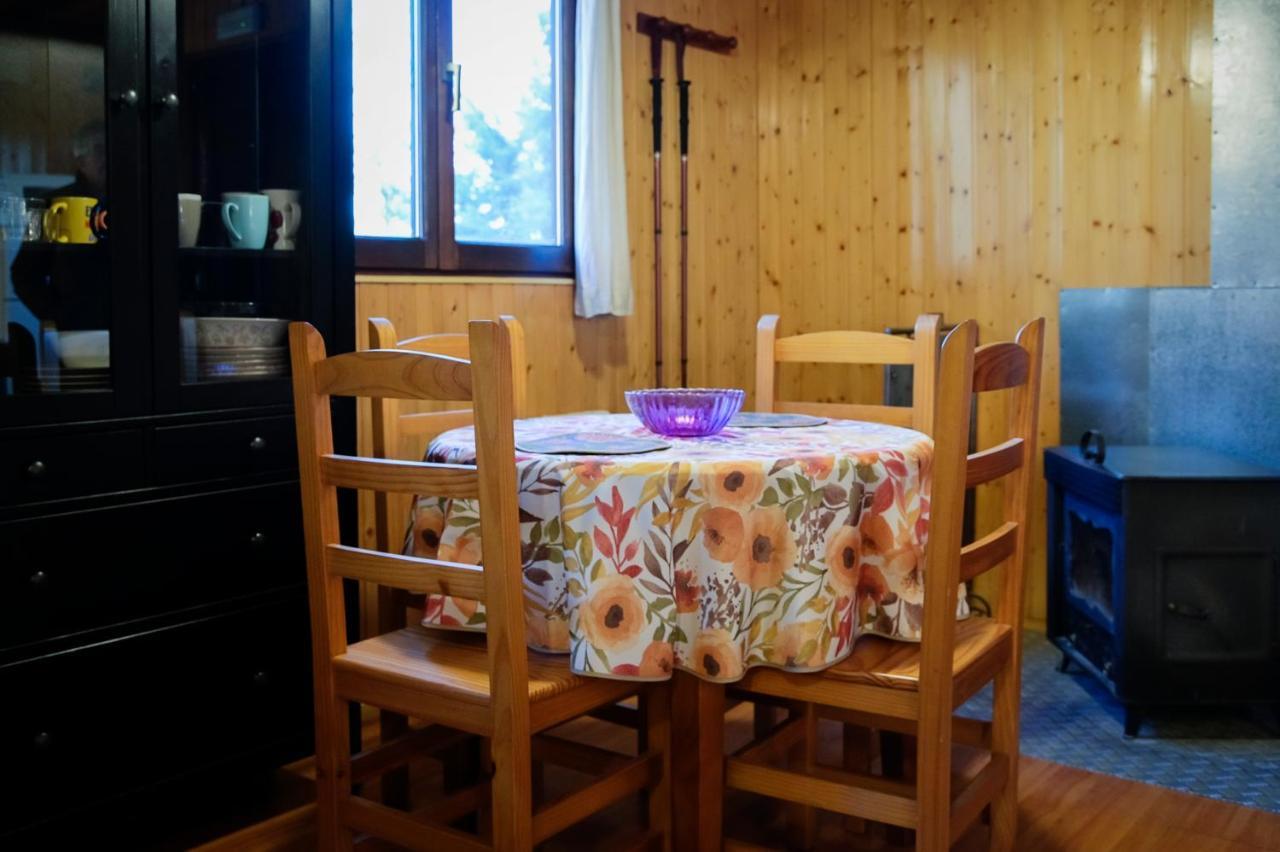 Casa Rural La Canadiense Log Cabin Guest House Buenache de la Sierra Exterior photo