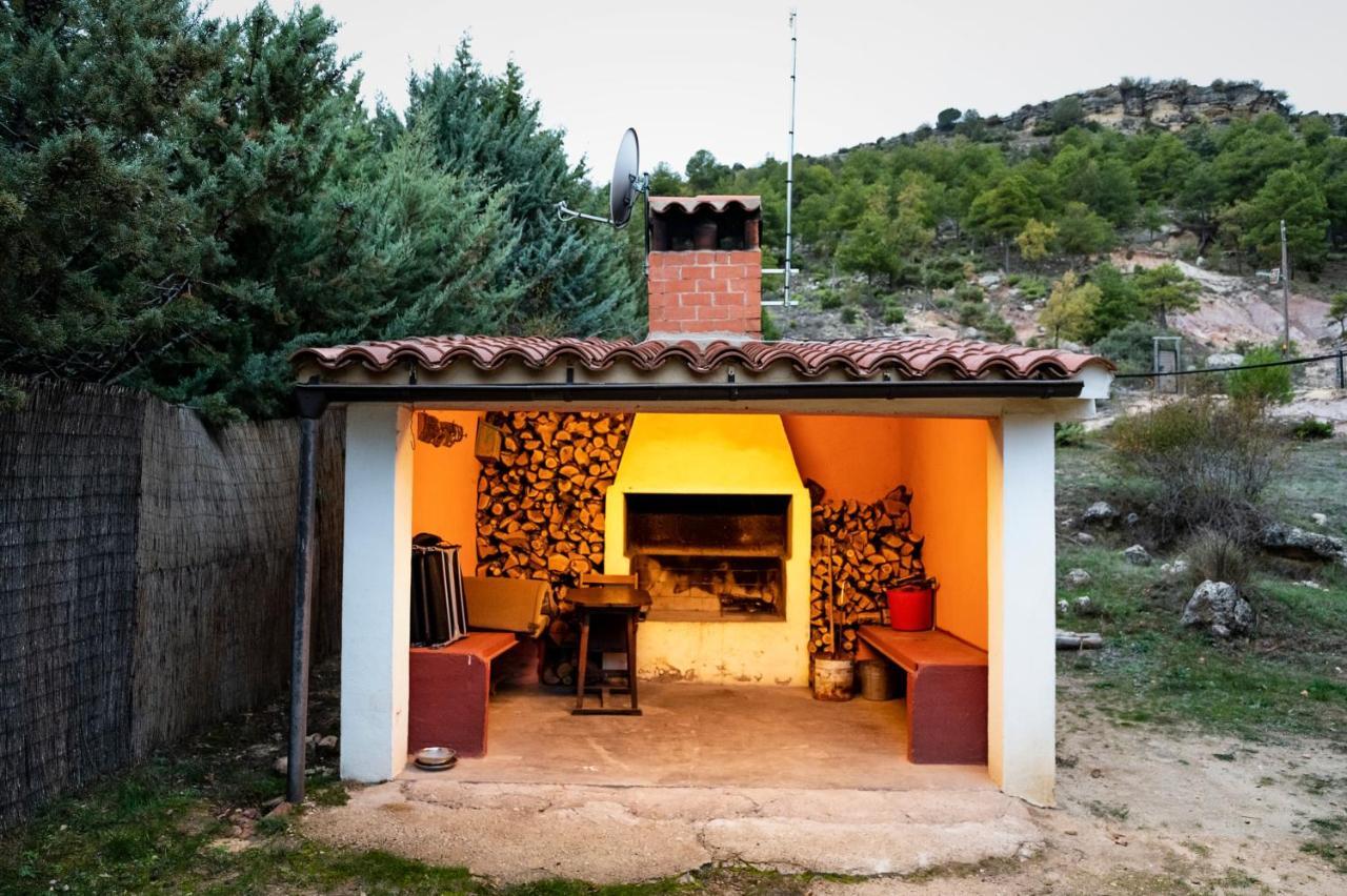 Casa Rural La Canadiense Log Cabin Guest House Buenache de la Sierra Exterior photo